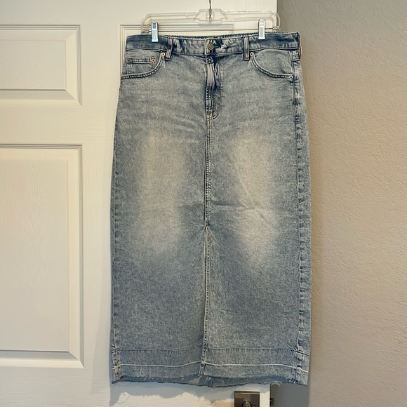 GAP Denim Midi Skirt - Picture 4 of 8